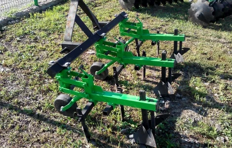 3-х секционный окучник-полольник фирмы Bomet