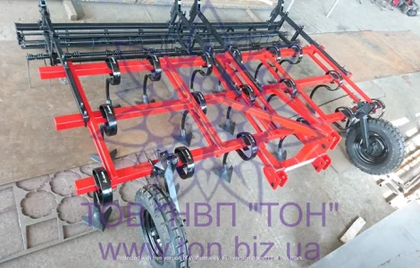 Культиватор предпосевной КПС-4(3Р)Н навесной, три ряда лап, пружины, каток