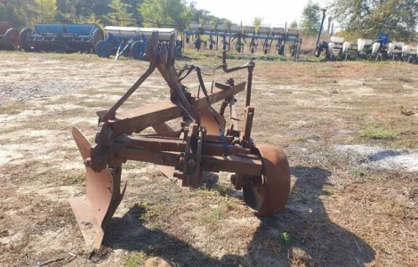 Продаж плуга