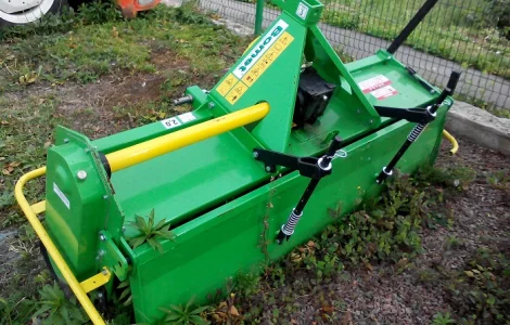 Почвофреза, грунтофреза на МТЗ 2.0 м фірми Bomet PL