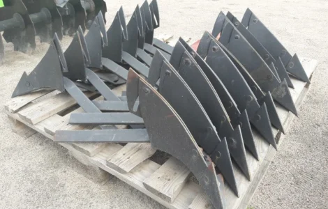 Лапа плуг для дворядної картоплесаджалки