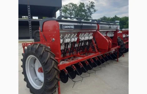 Сівалка зернова причіпна СЗД 3, 6 на пружинному загортачу