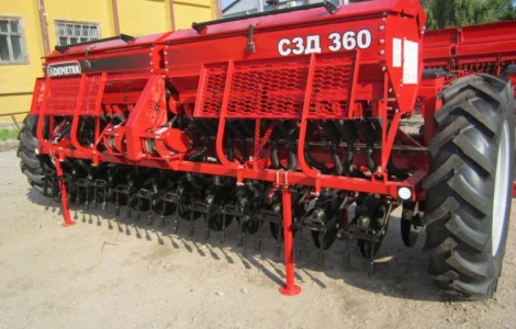 Сівалка зернова редукторна СЗ 3, 6 причіпна, загортач