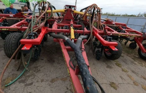 Сошники Turbo Shank на сеялку Партнер ( переоборудование)