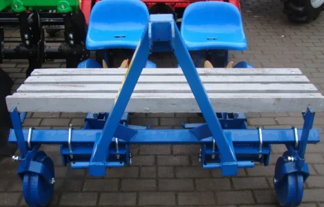 Розсадосадильна машина 2-х рядкова