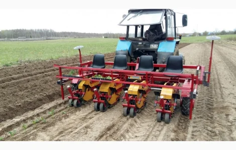 Машина рассадо-посадочная МРП под пленку (для помидоров, капусты, перца, огурцов)