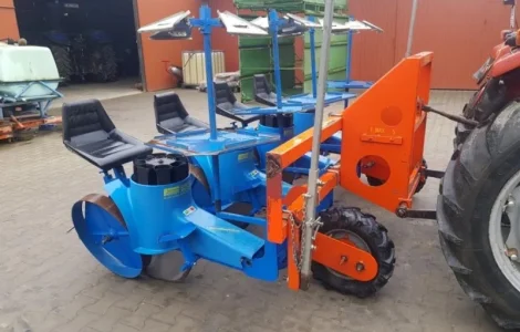 Розсадопосадочна машина Ferrari Fmax 4 рядна