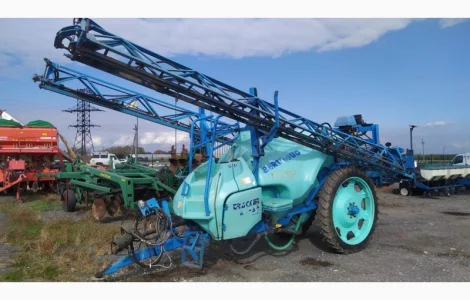 Оприскувач причіпний Berthoud Tracker 3200 (Берту Тракер) (Б/У)