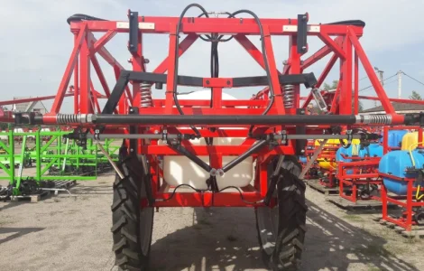 Гідравлічні 18 м крила на причіпний обприскувач КОМПЕНСАЦІЯ -25%