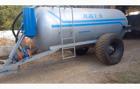 Бочка для викачки навозу МЖТ-8 (8м3) з розкидачем 10-12м