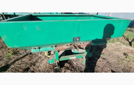 Розкидач мінеральних добрив МВД-1.2