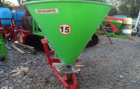 Розкидачі міндобрив 500.650кг ПОЛЬША І Україна