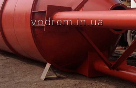 Силос, бункер со шнеком для сыпучих материалов и зерновых