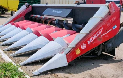 Жниварка ( жатка ) кукурудзяна MORESIL MR 700