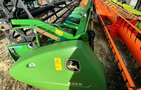 Жатка зерновая John Deere 625 R (7.62 м)