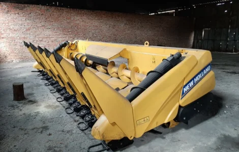 Жатка кукурузная New Holland 8 рядная