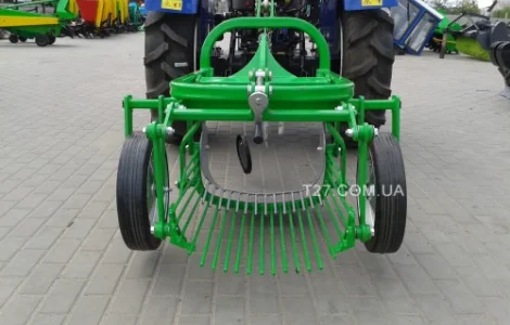 Картофелекопалка Bomet Z655 вибрационная с задним выбросом