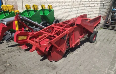 Картоплекопачка копалка на 2 транспортери Білорусь