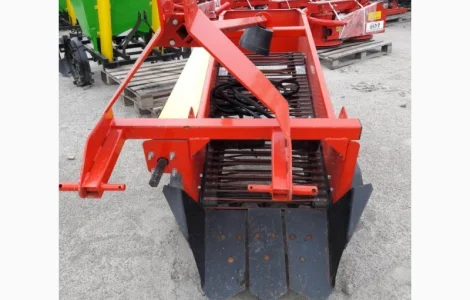 Однорядний картоплекопач фірми Wirax (Польща)