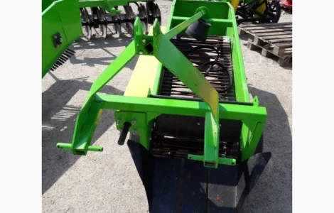 Однорядний картоплекопач фірми Bomet (Оригінал)