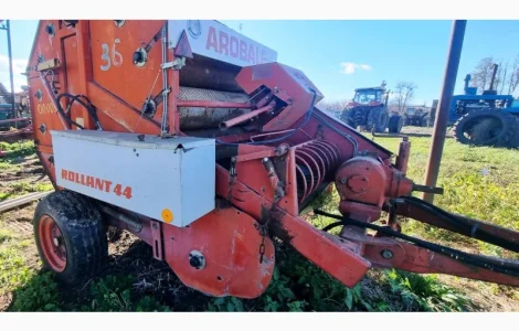 Преспідбирач рулонний Claas Rollant 44 Arobale