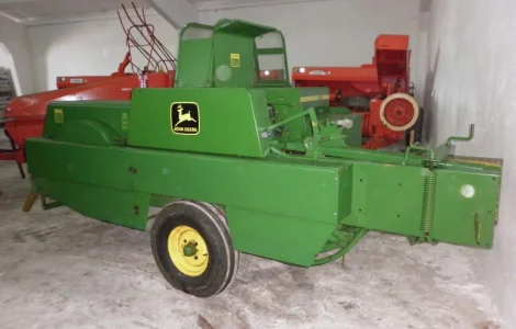 Пресс подборщик john deere 330 бу