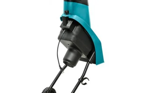 Садовый измельчитель Sadko GS-2400. Словения