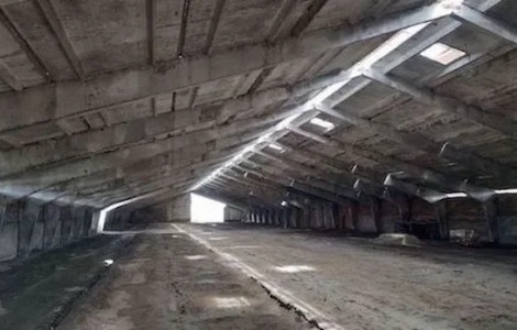 Здаю в оренду ферми, склади (8.тис.кв.м.)