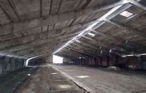 Фермы, склады общей площадью 8000 м2 в аренду