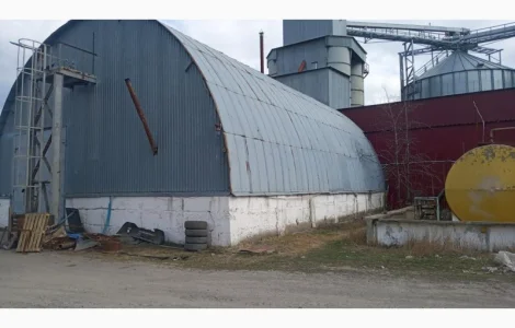 Підприємство продає арочний ангар 15х15м