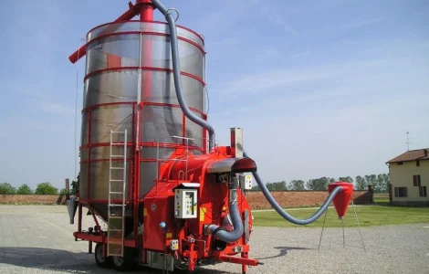 Надаємо в оренду мобільну зерносушарку