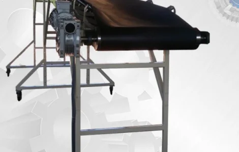 Желобчатый конвейер для перемещения мешков