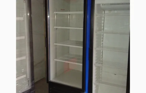 Шкаф холодильный, морозильный ларь Б/У