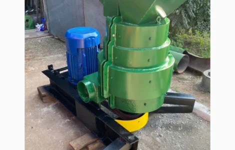 Млин ударно вихровий для продуктів 55 кВт до 10 тонн. Дрібний помел