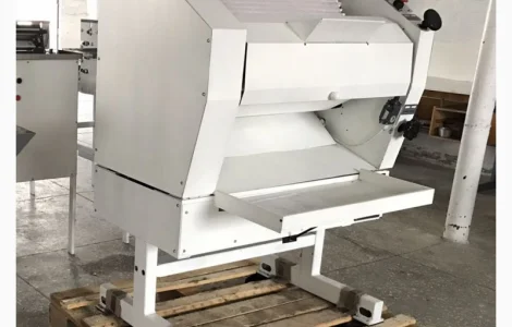 Тестозакаточная машина для багета И8-ХБФ