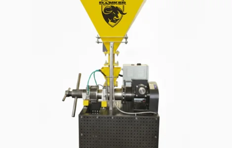 Oil press 100 kg/h. 1256