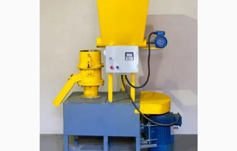 Продам гранулятор комбикормов и топливных гранул GU-207