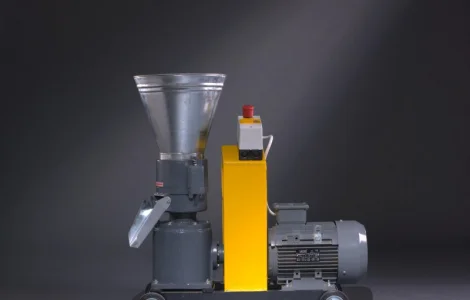 Грануляторы комбикормов для всех видов рыб,  птицы и животных (Чехия)