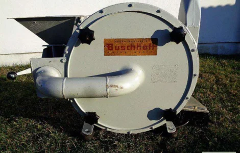 Зернодробилка 7