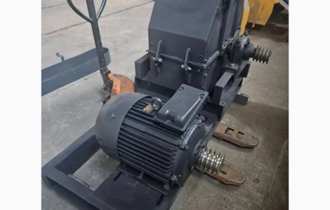 Дробилки молоткові промислові 45 кВт, до 10 т.год, відновлені (реставровані)