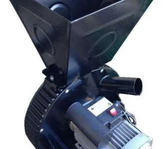 Зернодробилка (ДКУ) "Фермер Д-1" (VEGIS), зерно+початки кукурузы, 2.5 кВт