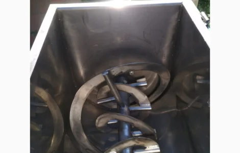 Змішувач горизонтальний (шнековий)/смешиватель, смеситель