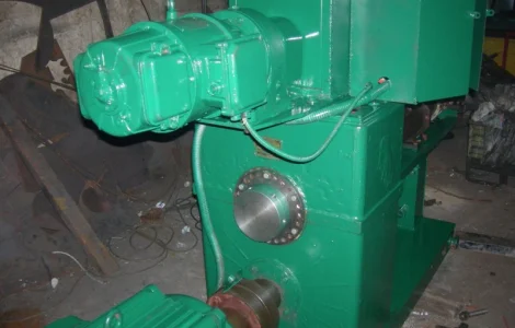 Маслопресс-экструдер ДМЗ. Пресс для отжима СОИ