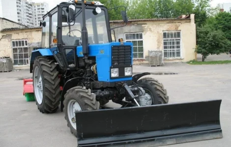 Отвал, лопата снегоуборочная на МТЗ 80/82, ЮМЗ, Т-150 Відвал снігоприбиральний