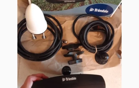 Курсоуказатель(паралельне водіння, агро навігатор) Trimble EZ-Guide 250 посилена антена