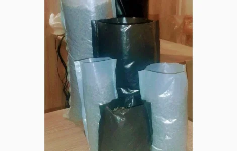 Продам пленку для теплиці і іншу продукцію від виробника