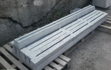 Виноградные столбики, столбики для рабицы в Запорожье