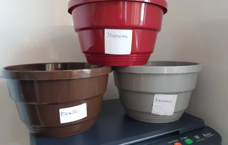 Підвісні горщики для Квітів. Вироб-во Україна. LotPlast