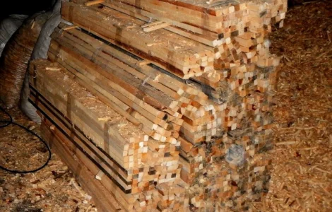 Продам рейку прокладочную 20*25*1115