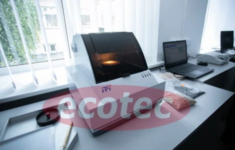 Экспресс анализатор качества зерна, муки, комбикормов и их составляющих